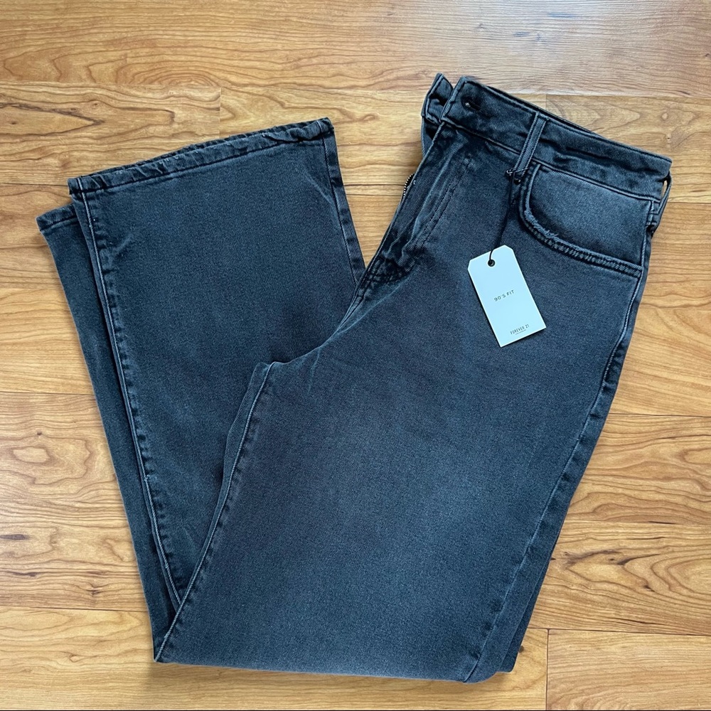 Forever 21 90s Fit Straight Jeans, Size 31, washed black